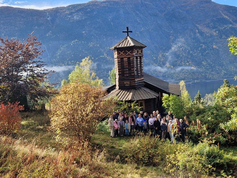 Громада УГКЦ з Осло відвідала монастир Гюлланд (Hylland munkelyd)